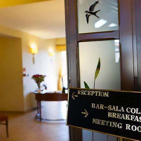 Best Western Plus Hotel Le Rondini San Francesco al Campo Extérieur photo