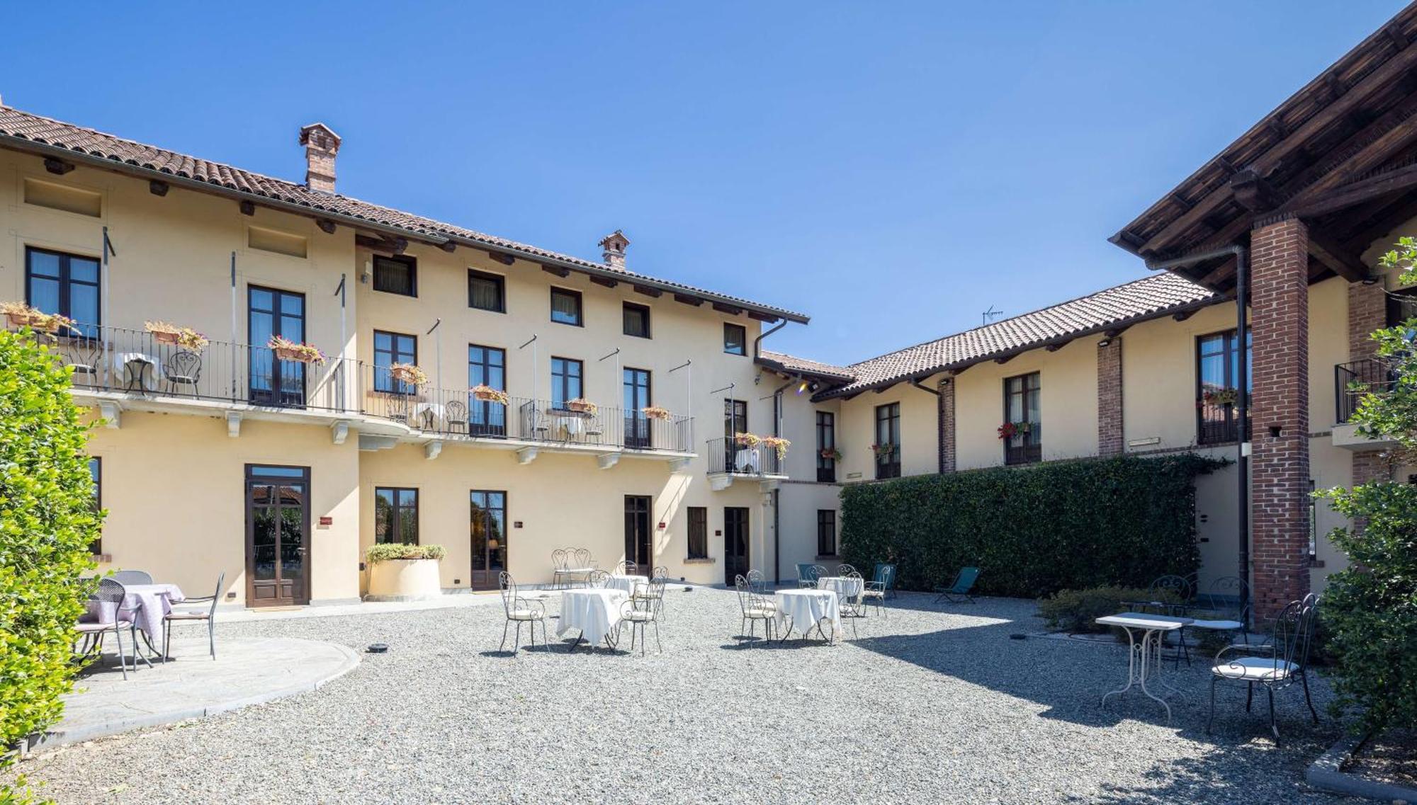 Best Western Plus Hotel Le Rondini San Francesco al Campo Extérieur photo
