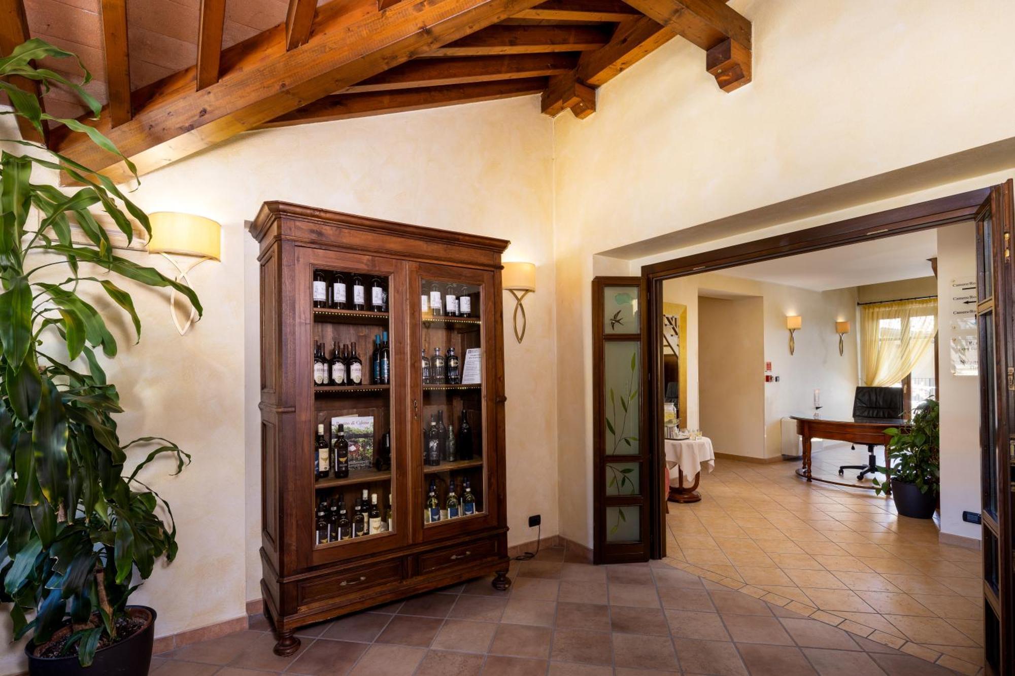 Best Western Plus Hotel Le Rondini San Francesco al Campo Extérieur photo