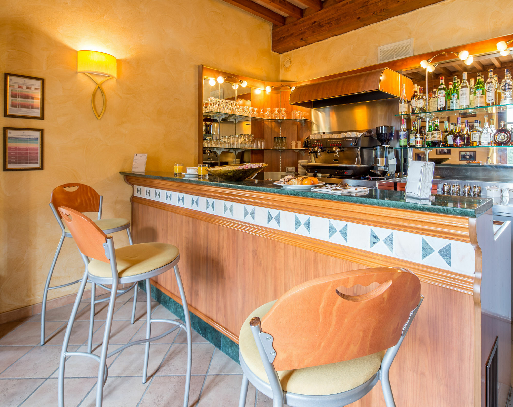 Best Western Plus Hotel Le Rondini San Francesco al Campo Extérieur photo